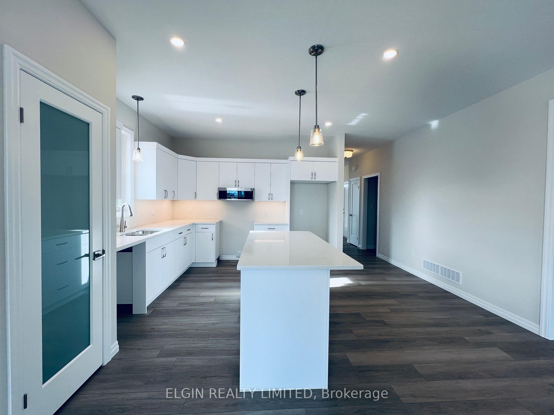 Photo 11 of 56 Dunning Way, St. Thomas — HOMEH