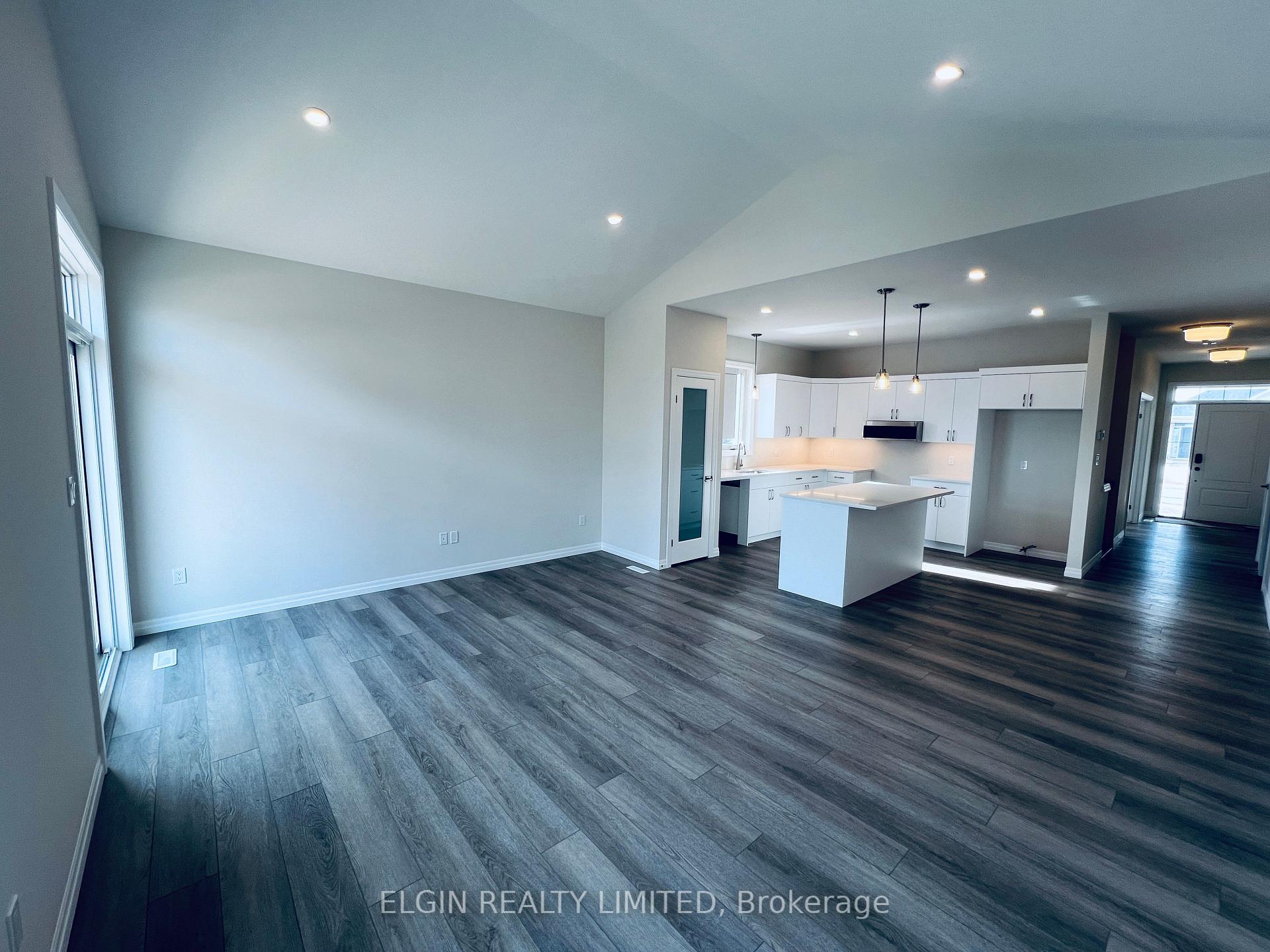 Photo 16 of 56 Dunning Way, St. Thomas — HOMEH