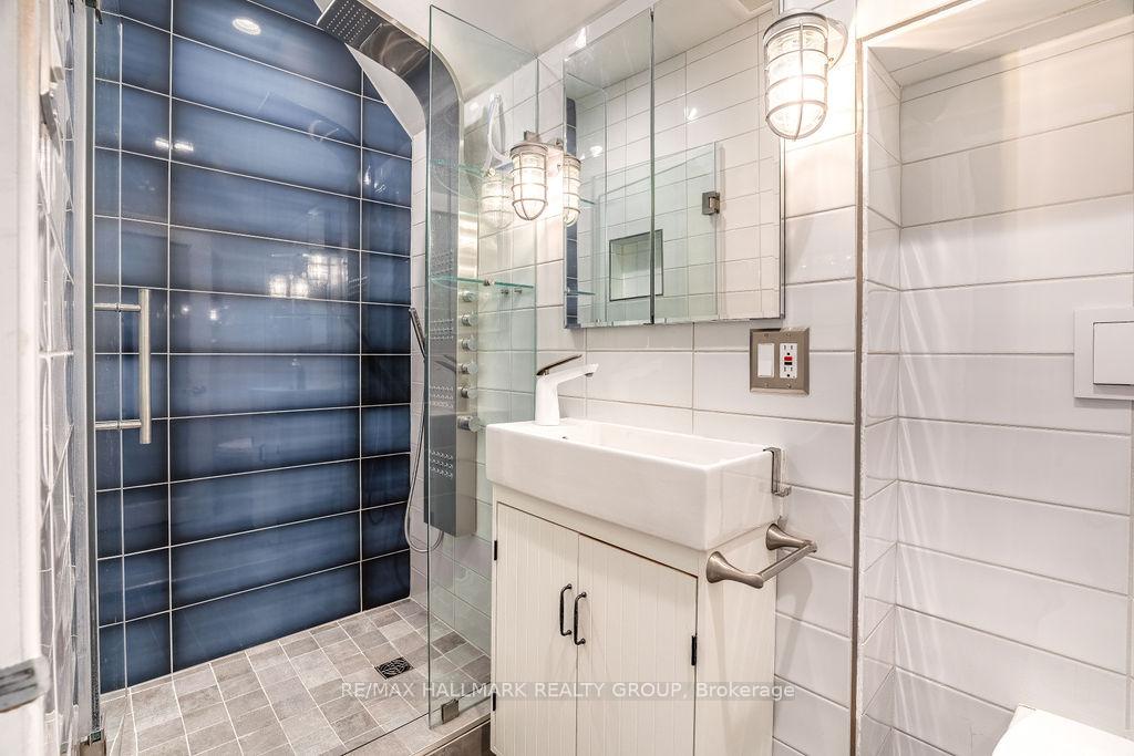 Photo 20 of 2042 Honeywell Avenue, Ottawa, Carlingwood — HOMEH