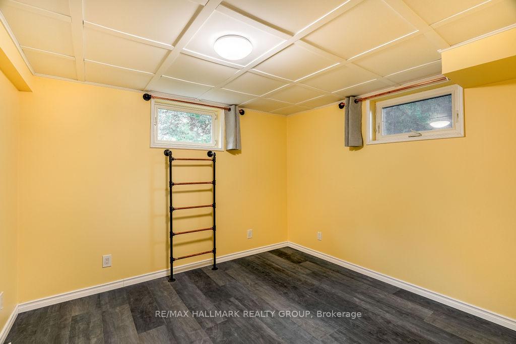 Photo 31 of 2042 Honeywell Avenue, Ottawa, Carlingwood — HOMEH