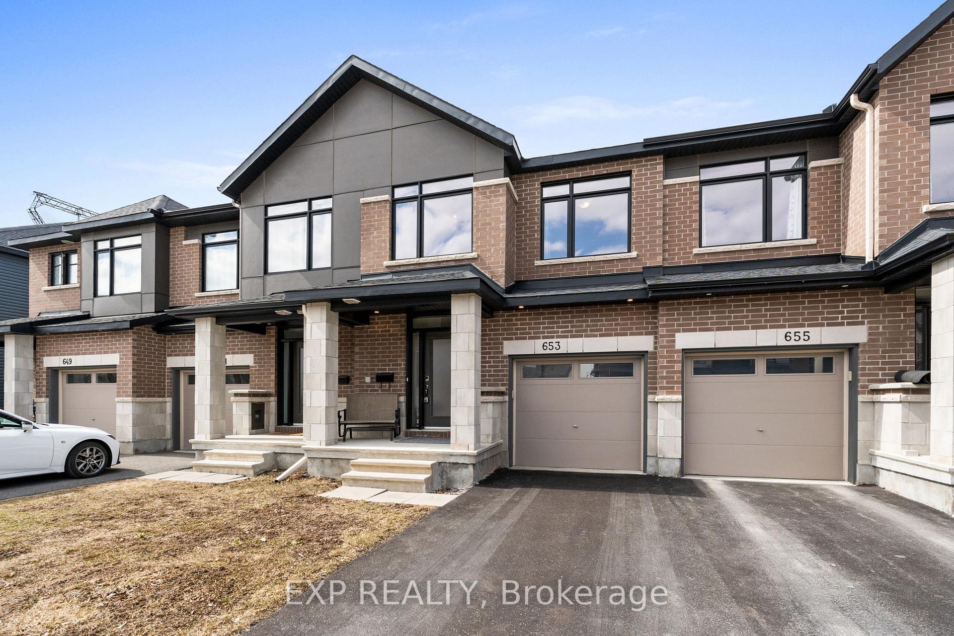 Front of 653 Putney Crescent