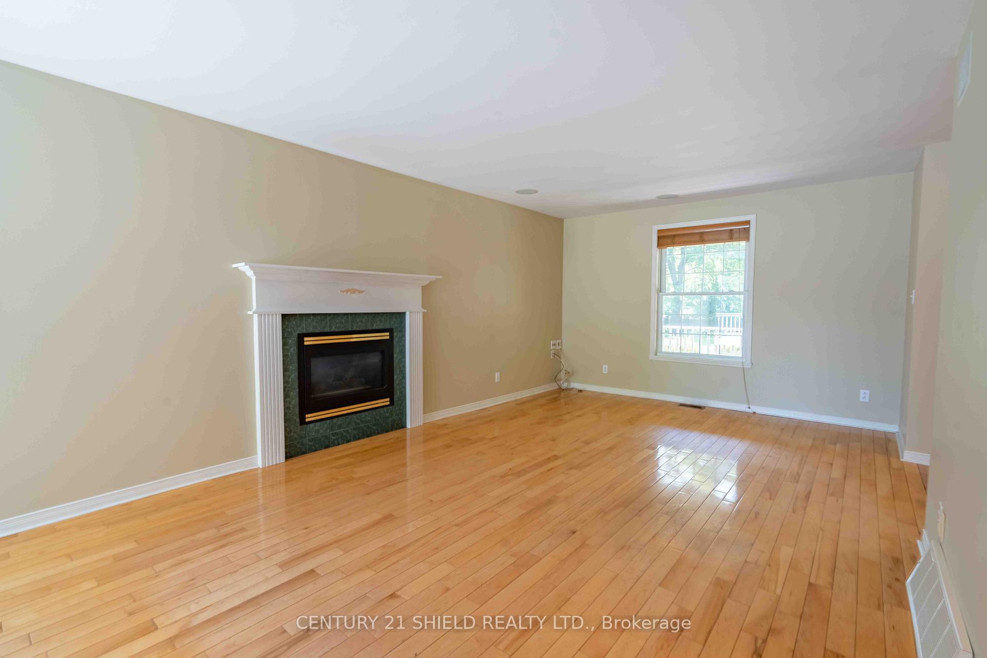 Photo 10 of 315 Eleventh Street E, Cornwall — HOMEH