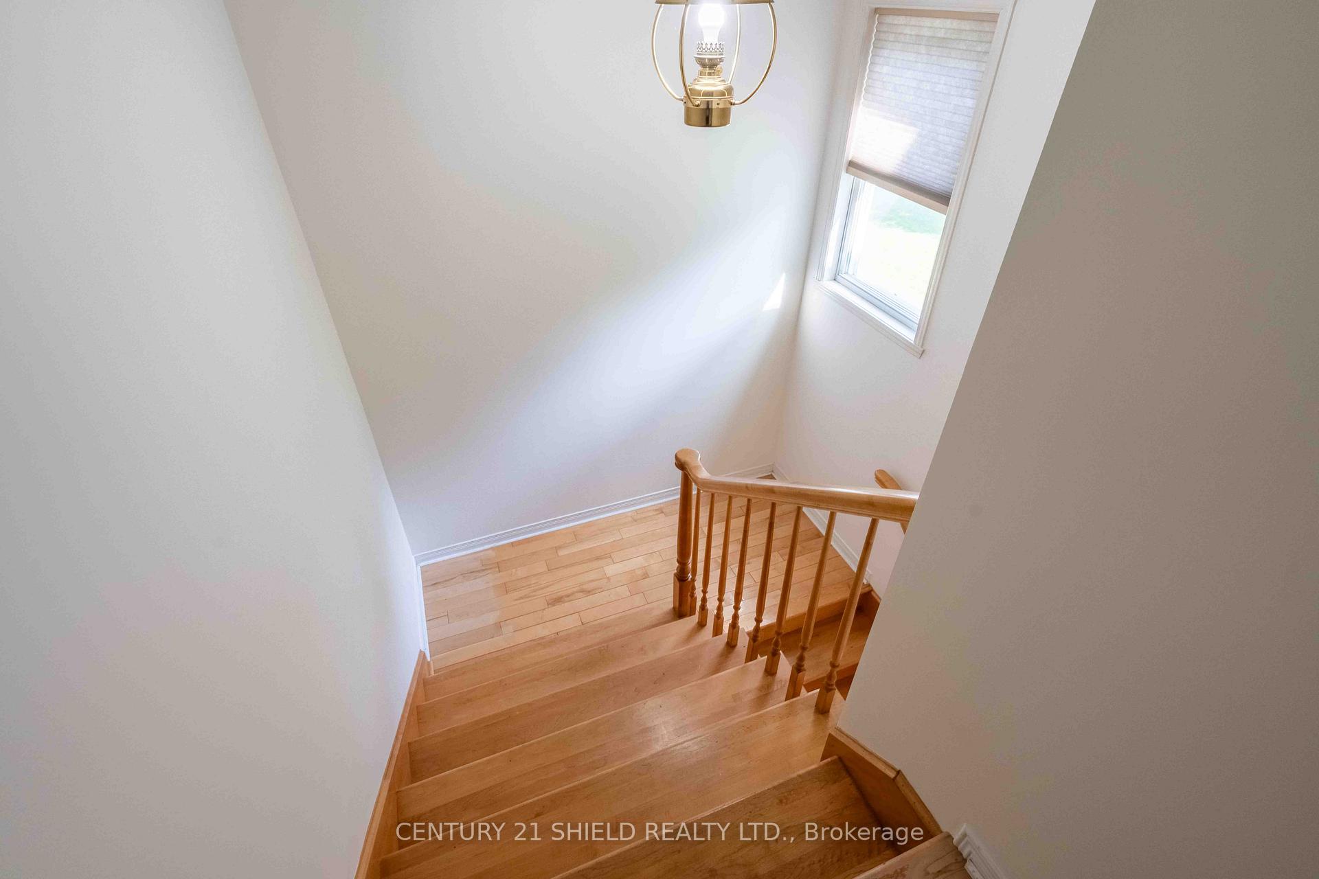 Photo 20 of 315 Eleventh Street E, Cornwall — HOMEH