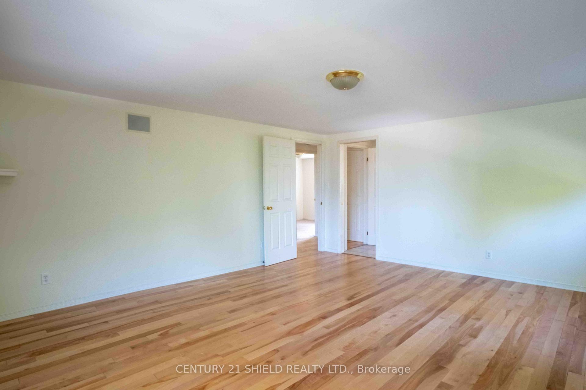 Photo 23 of 315 Eleventh Street E, Cornwall — HOMEH