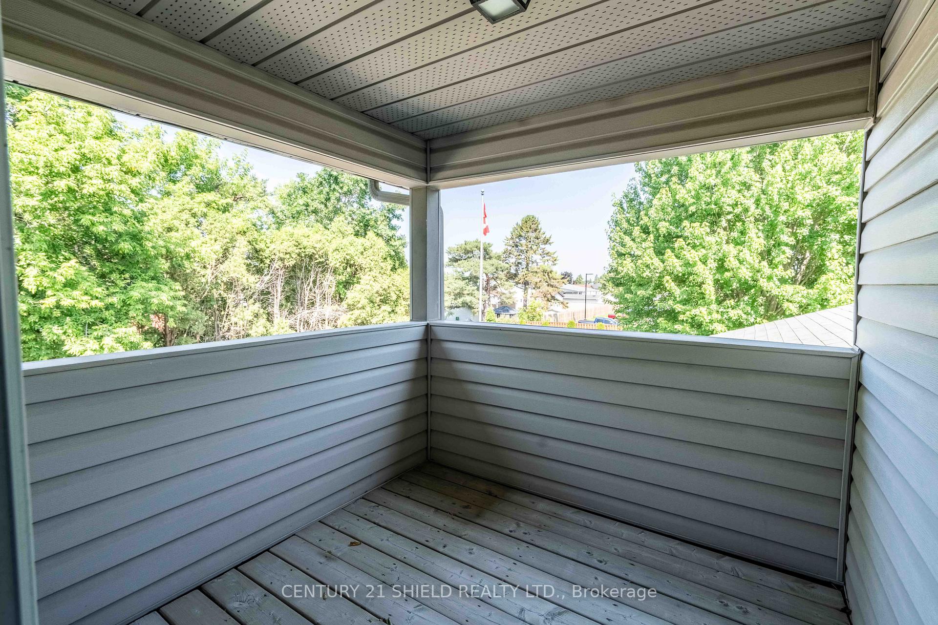 Photo 32 of 315 Eleventh Street E, Cornwall — HOMEH