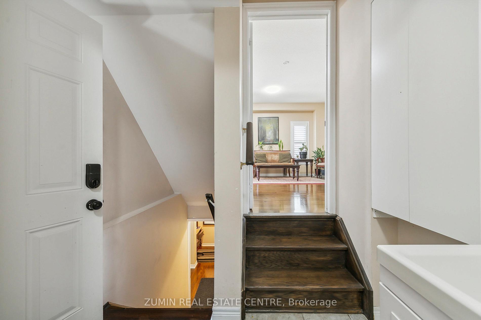 Photo 28 of 12 Tatra Crescent, Brampton, Bram West — HOMEH