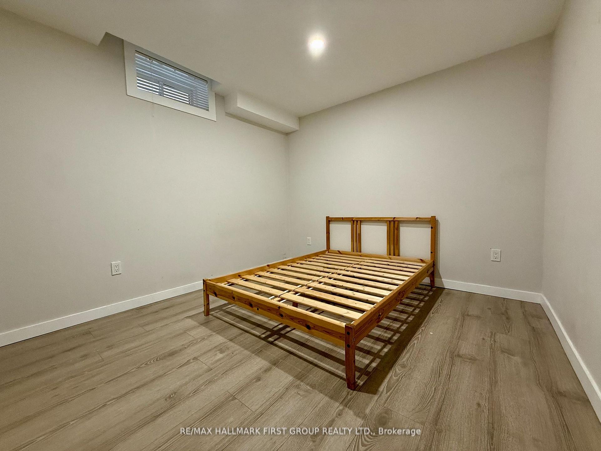 Photo 20 of 12 Crombie Street, Clarington, Bowmanville — HOMEH