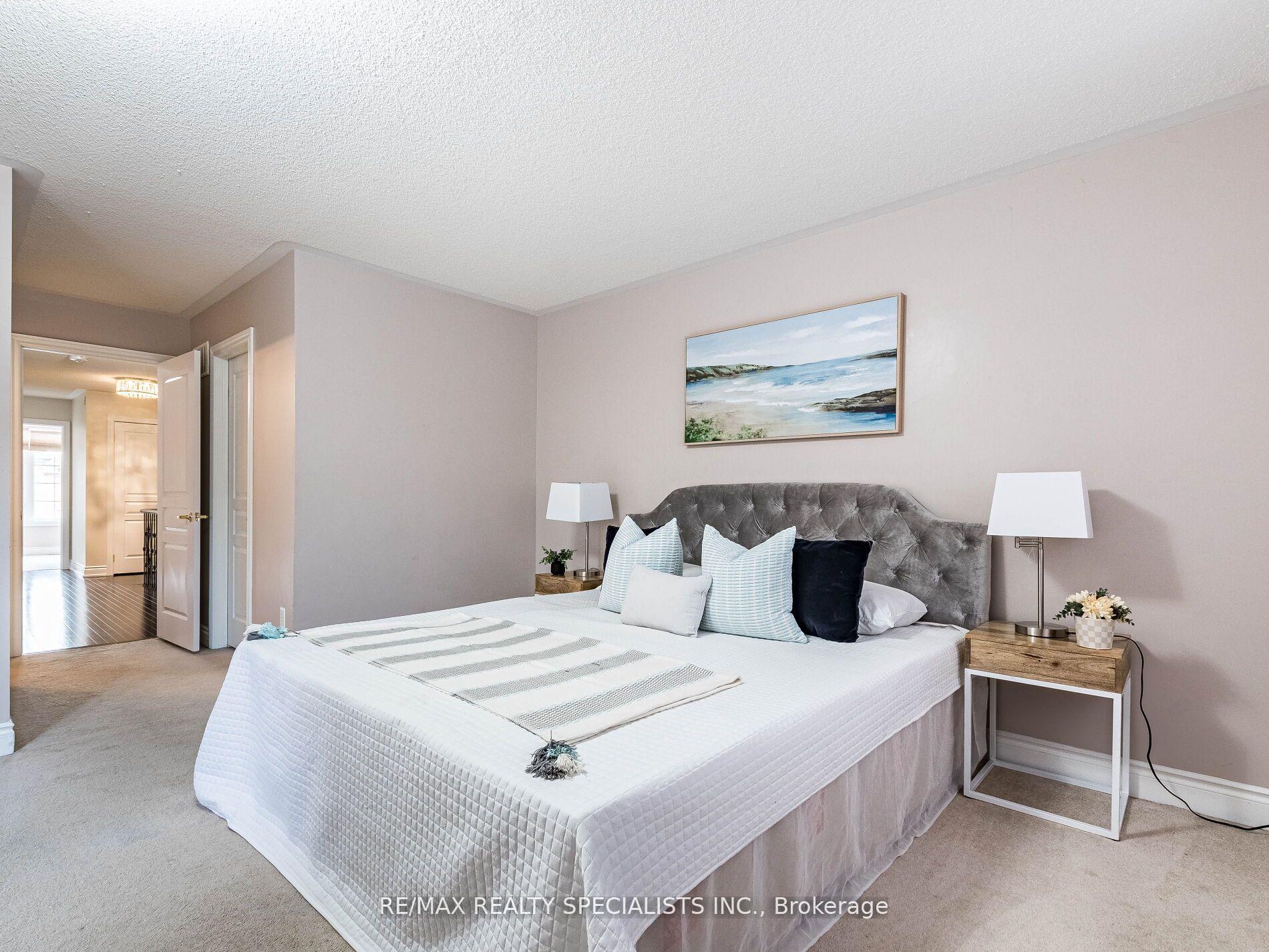 Photo 22 of 24 Orangeblossom Trail, Brampton, Credit Valley — HOMEH