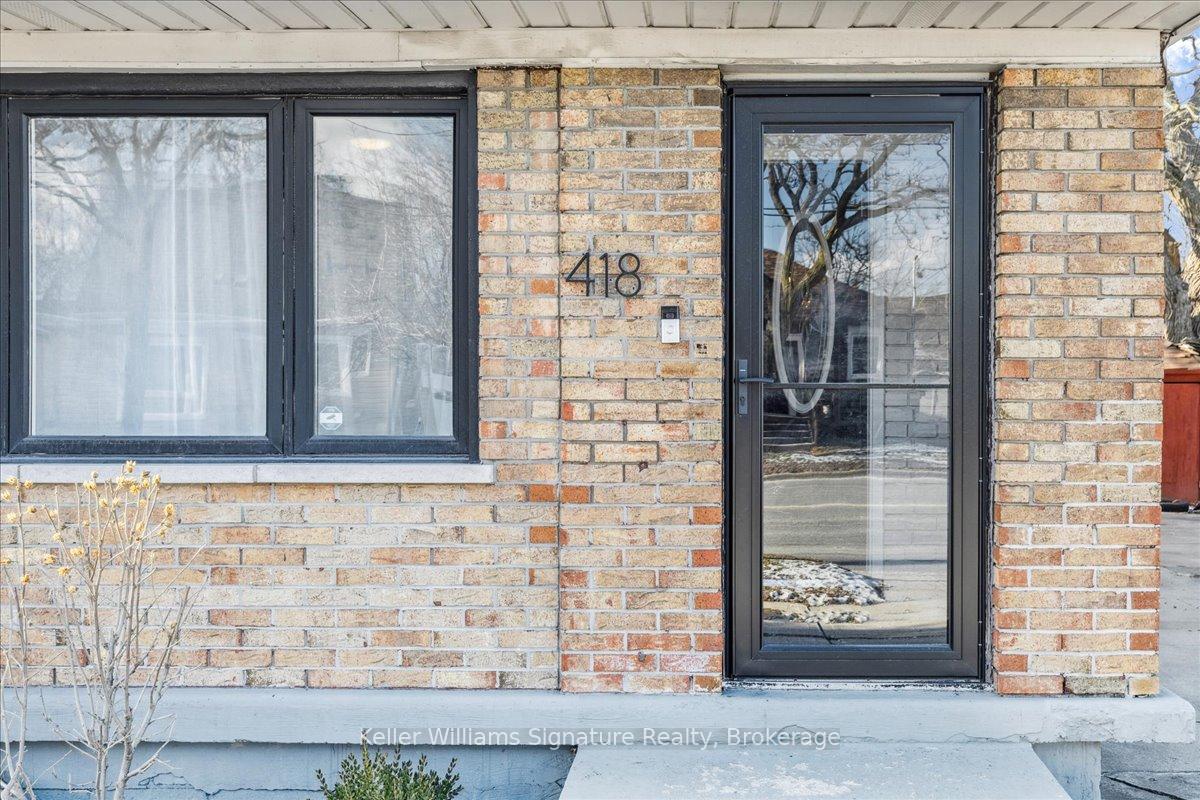 Photo 2 of 418 Upper Wellington Street, Hamilton, Centremount — HOMEH