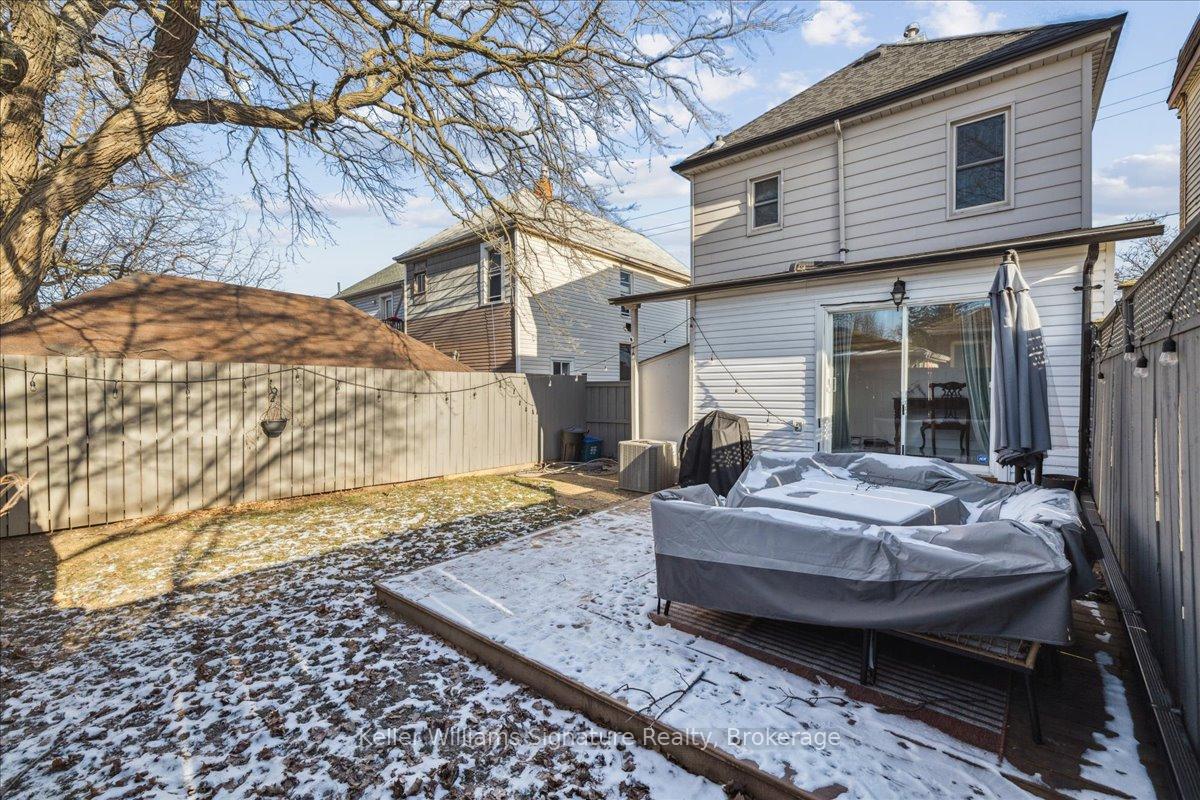 Photo 40 of 418 Upper Wellington Street, Hamilton, Centremount — HOMEH