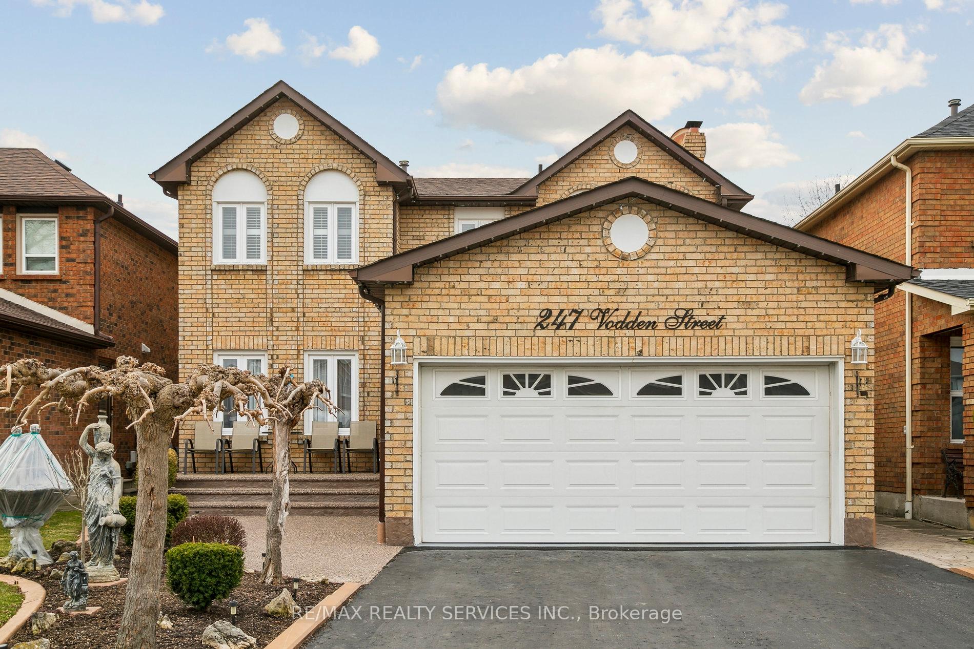 Front of 247 Vodden Street W