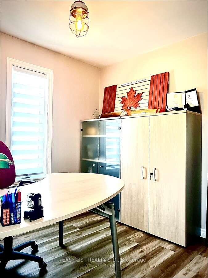Photo 19 of 35 Algonquin Road, Cochrane — HOMEH
