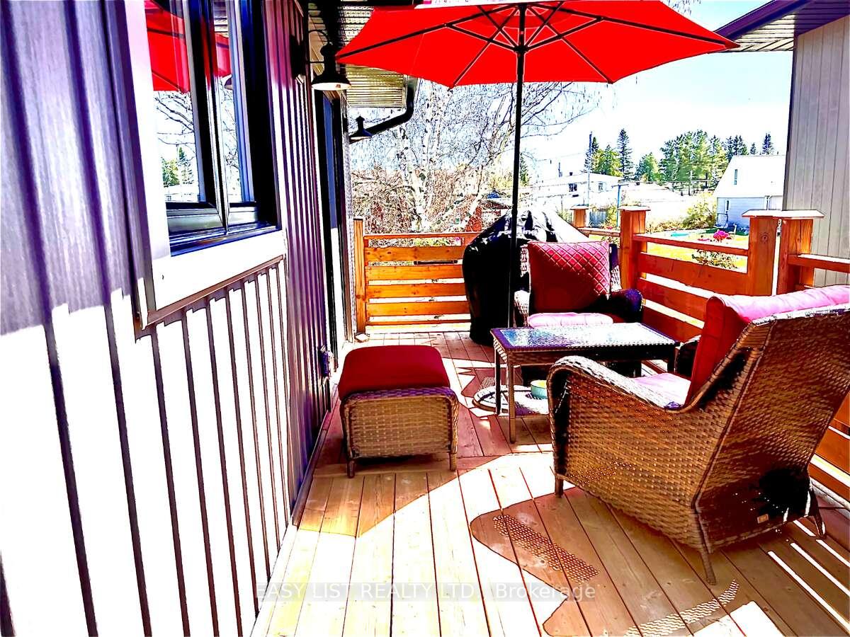 Photo 29 of 35 Algonquin Road, Cochrane — HOMEH
