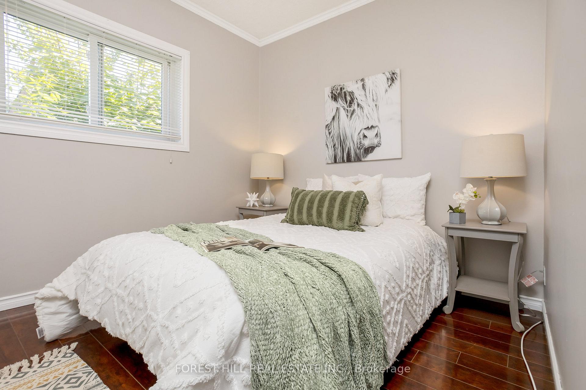 Photo 13 of 224 Brucedale Avenue E, Hamilton, Centremount — HOMEH