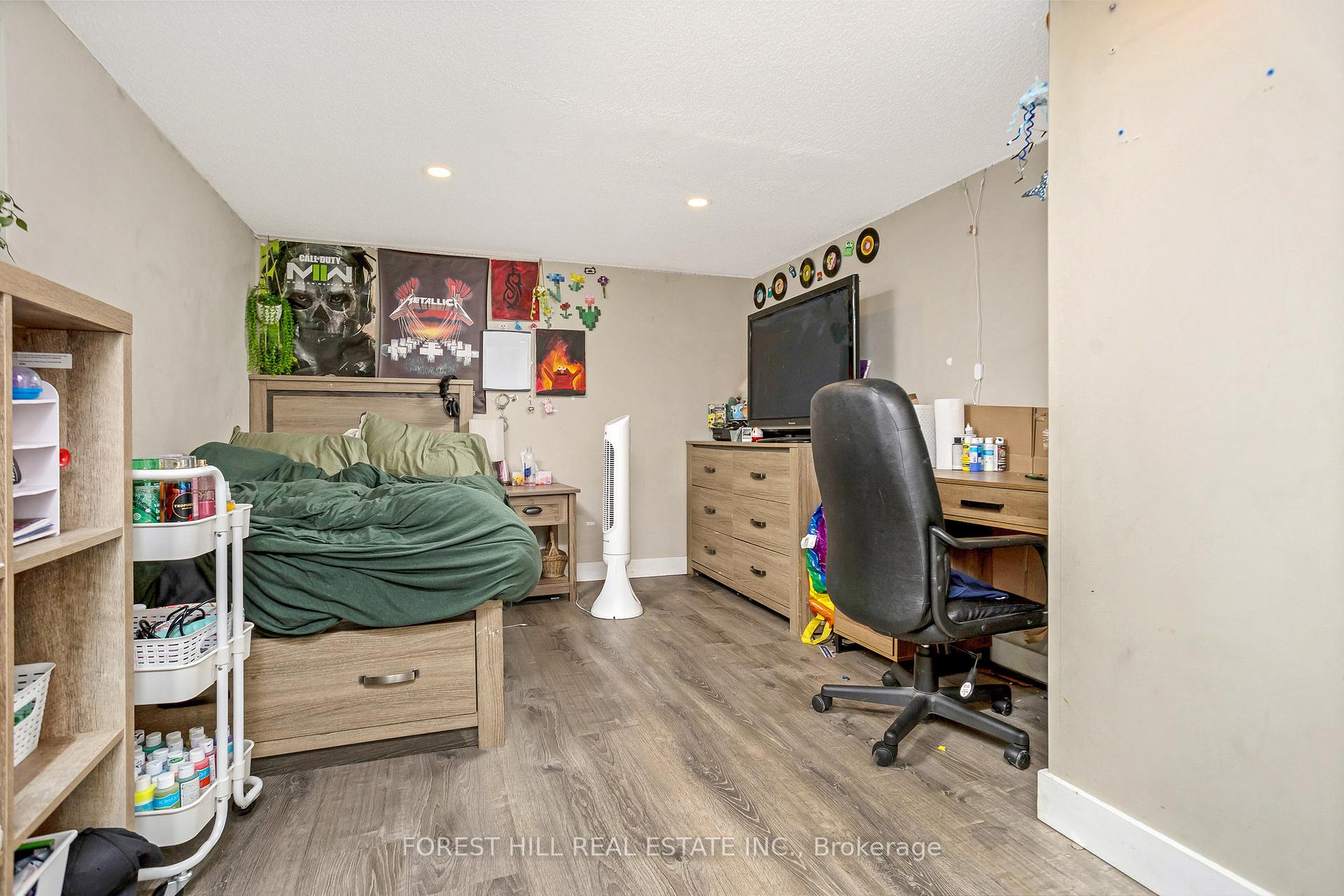 Photo 22 of 224 Brucedale Avenue E, Hamilton, Centremount — HOMEH