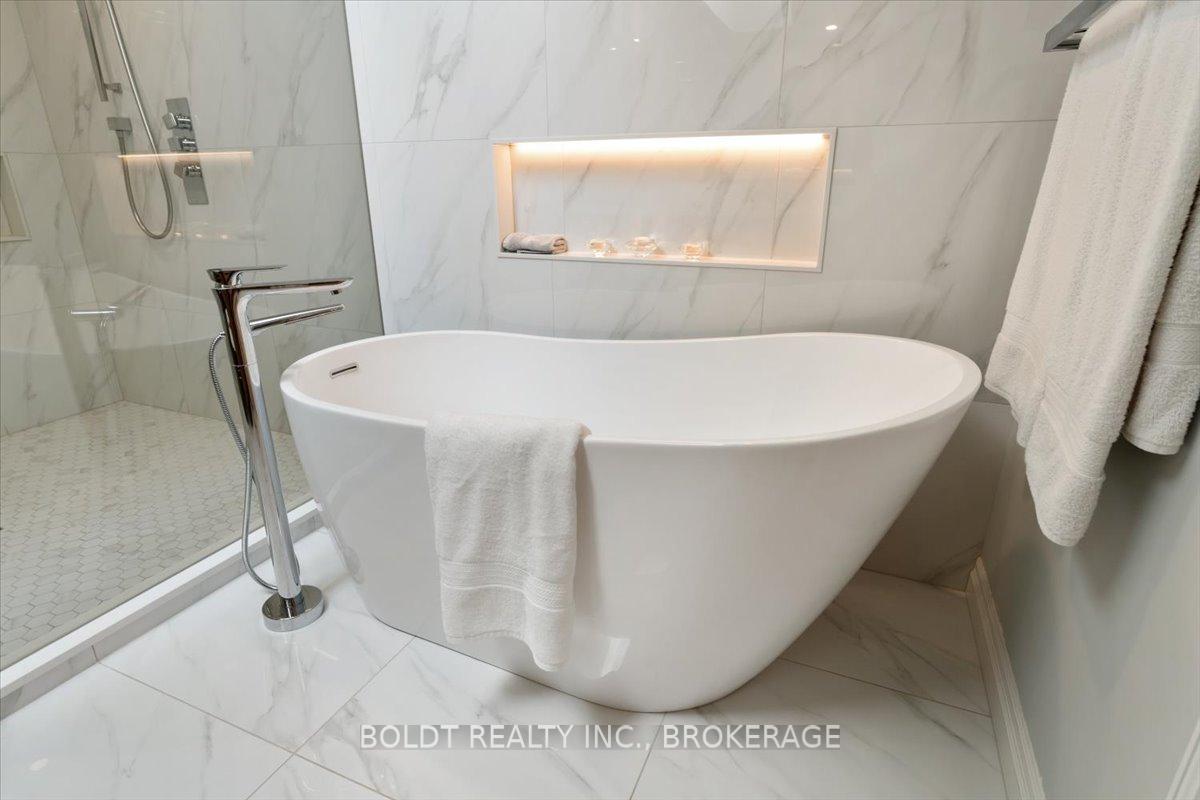 Photo 25 of 25 Royal York Road, St. Catharines, Lakeshore — HOMEH