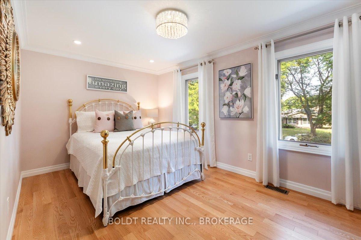 Photo 28 of 25 Royal York Road, St. Catharines, Lakeshore — HOMEH