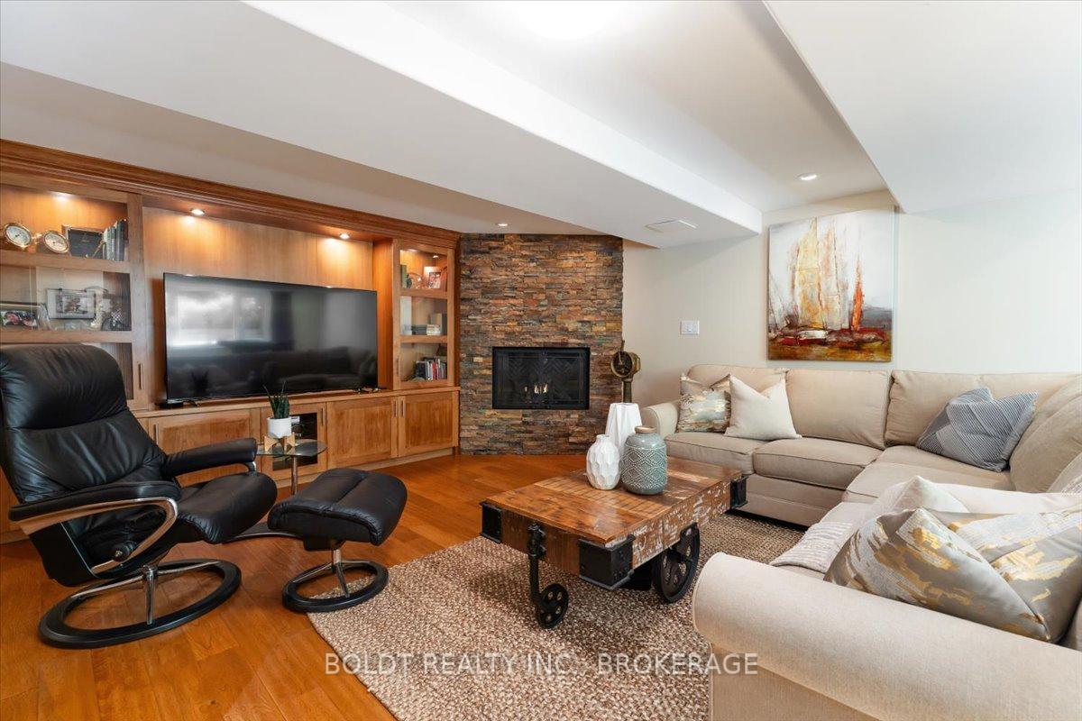 Photo 30 of 25 Royal York Road, St. Catharines, Lakeshore — HOMEH