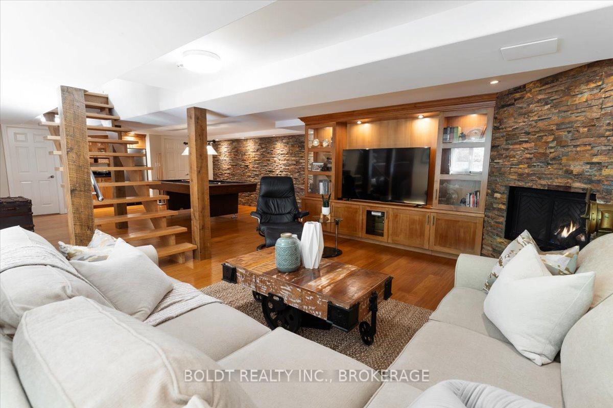 Photo 31 of 25 Royal York Road, St. Catharines, Lakeshore — HOMEH