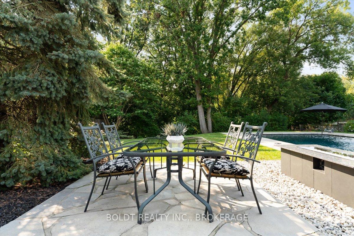 Photo 41 of 25 Royal York Road, St. Catharines, Lakeshore — HOMEH