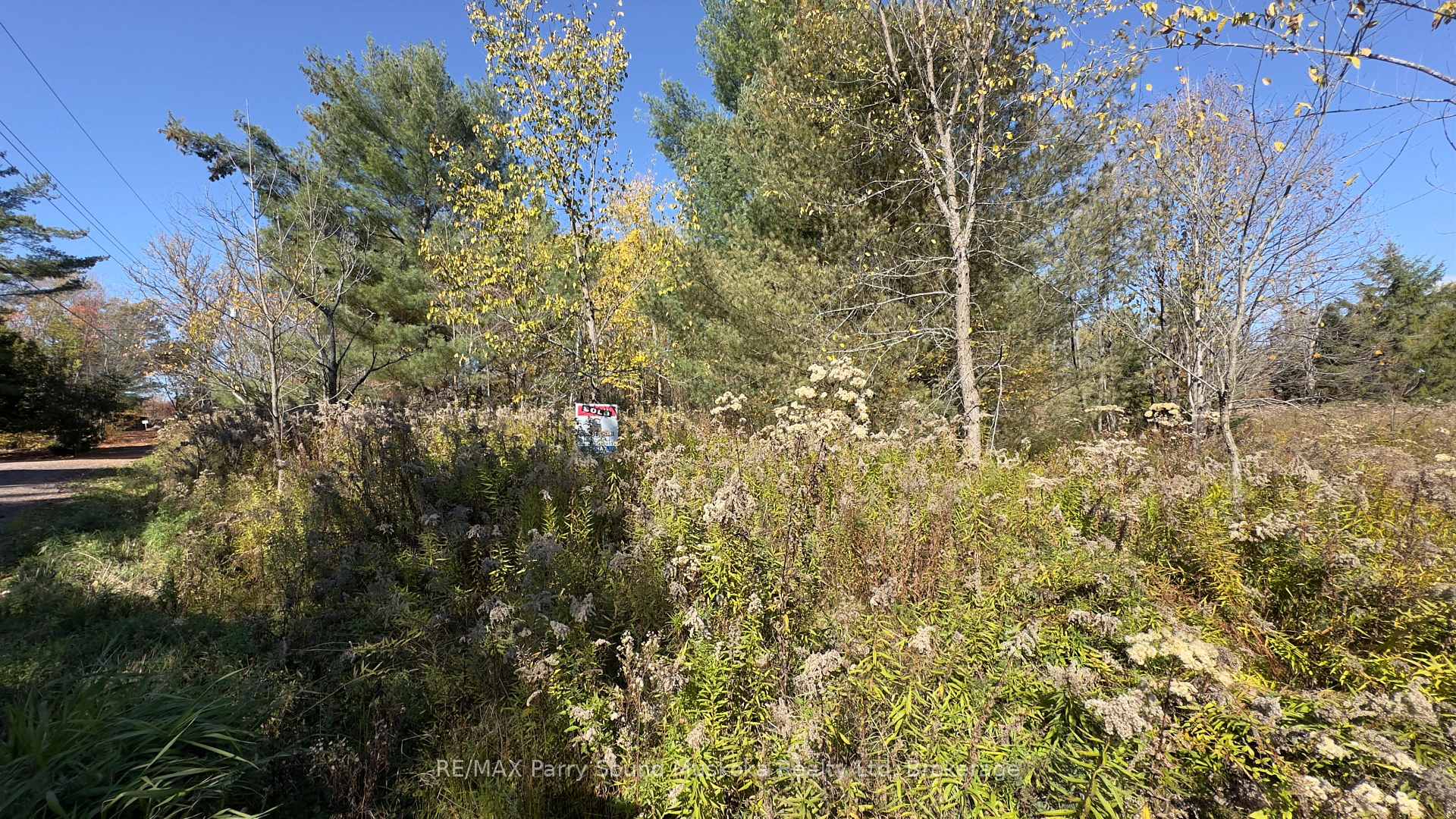 Photo 2 of 9 Charles Avenue, McKellar — HOMEH
