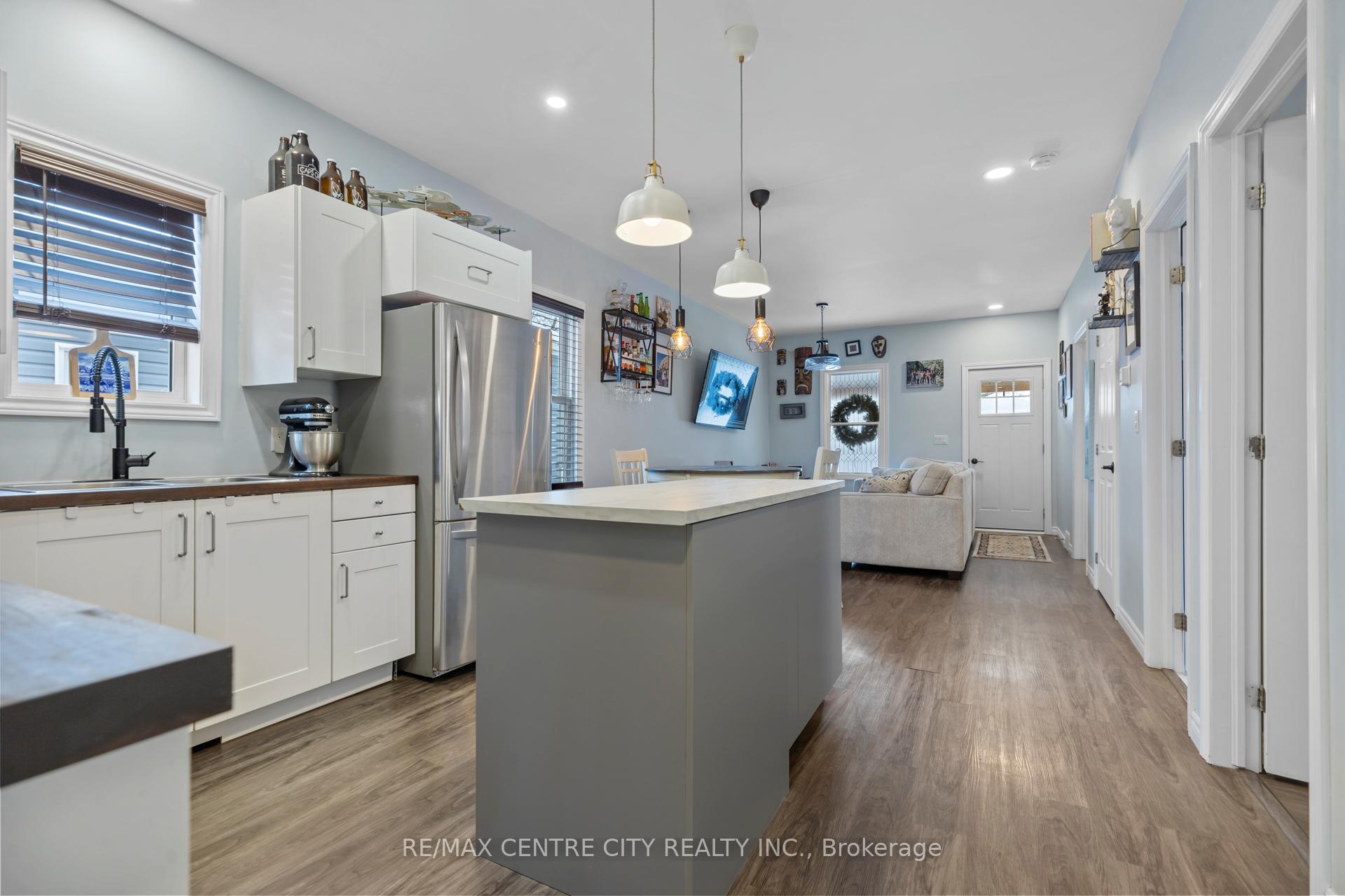 Photo 26 of 45 Arthur Avenue, St. Thomas — HOMEH