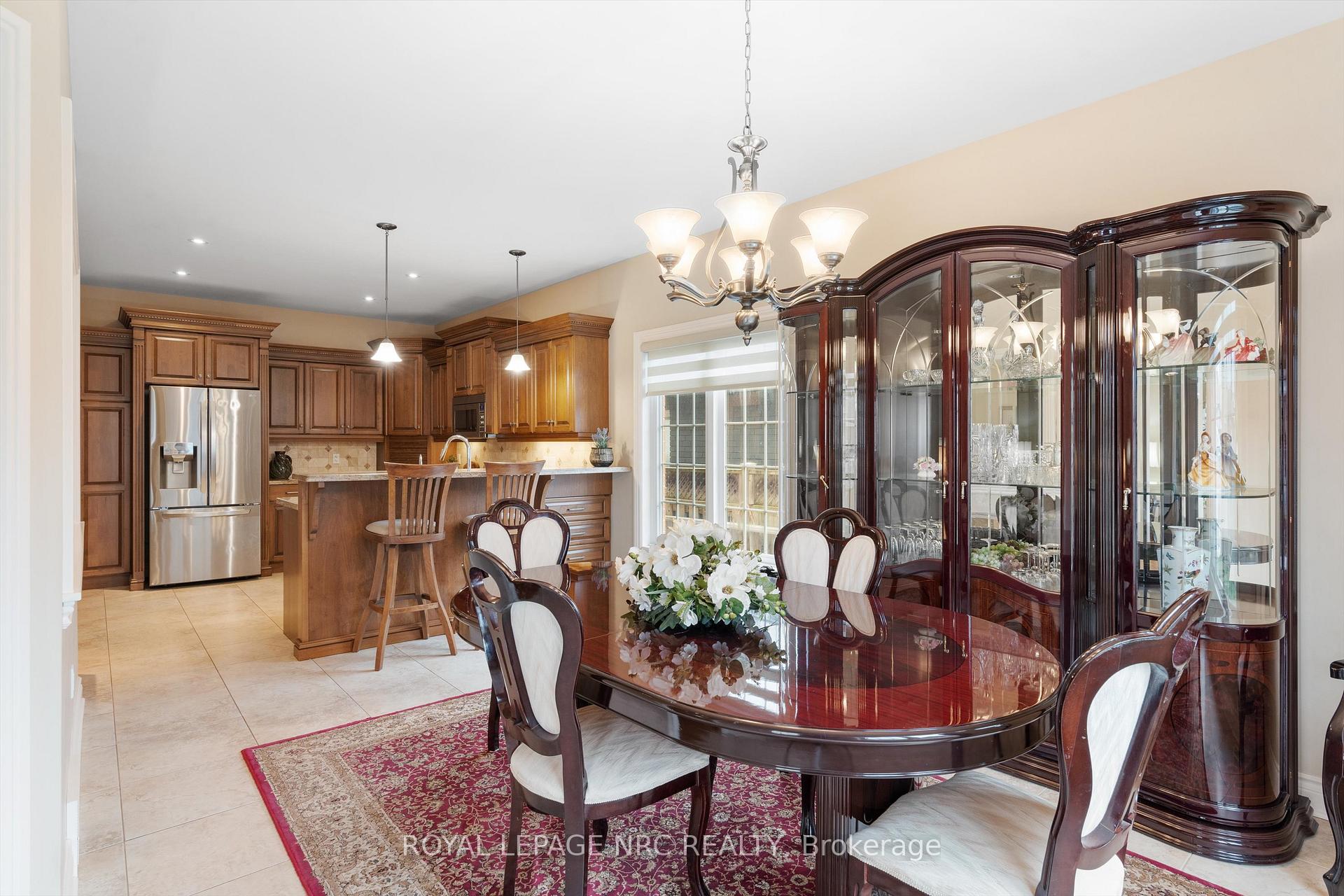 Photo 16 of 25 Kenworth Drive, St. Catharines, Carlton/Bunting — HOMEH