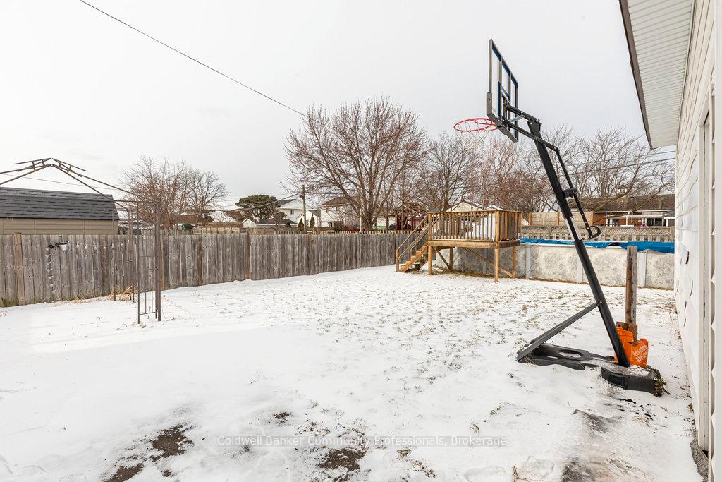 Photo 71 of 13 Admiral Road, St. Catharines, Secord Woods — HOMEH