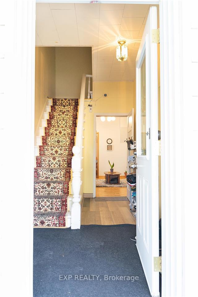 Photo 2 of 111 Albert Street E, Sault Ste Marie, Ward 2 — HOMEH