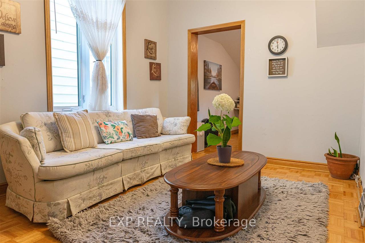 Photo 6 of 111 Albert Street E, Sault Ste Marie, Ward 2 — HOMEH