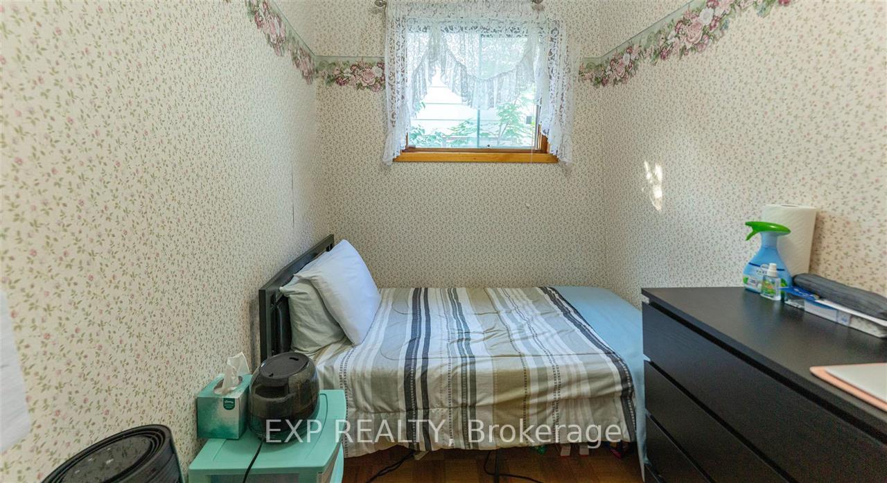 Photo 8 of 111 Albert Street E, Sault Ste Marie, Ward 2 — HOMEH