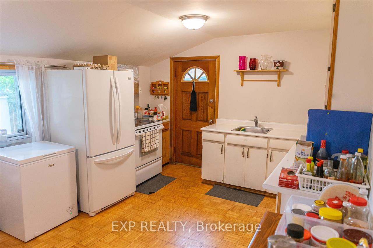 Photo 13 of 111 Albert Street E, Sault Ste Marie, Ward 2 — HOMEH