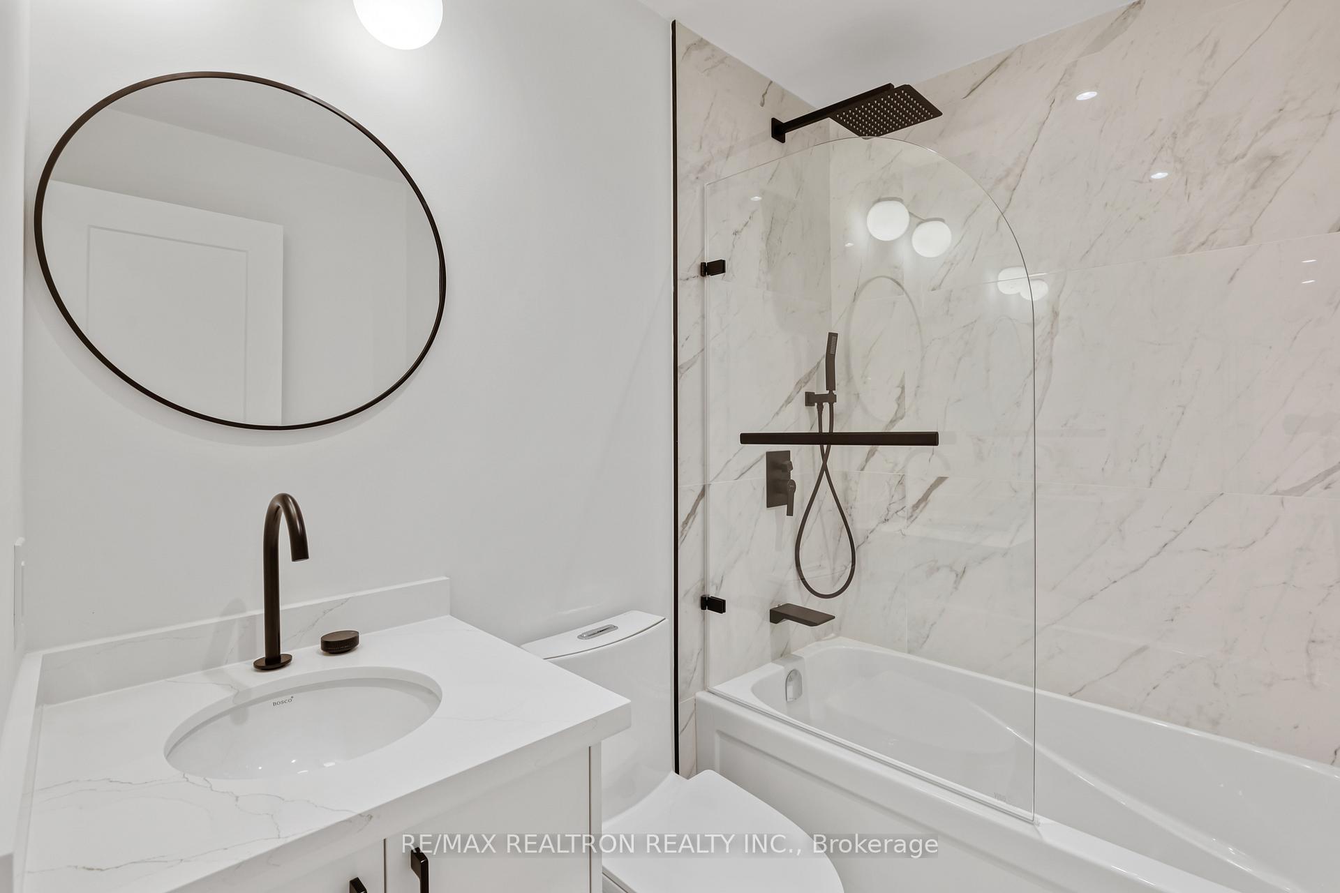 Photo 20 of 59 Fairway Drive, Aurora, Aurora Highlands — HOMEH