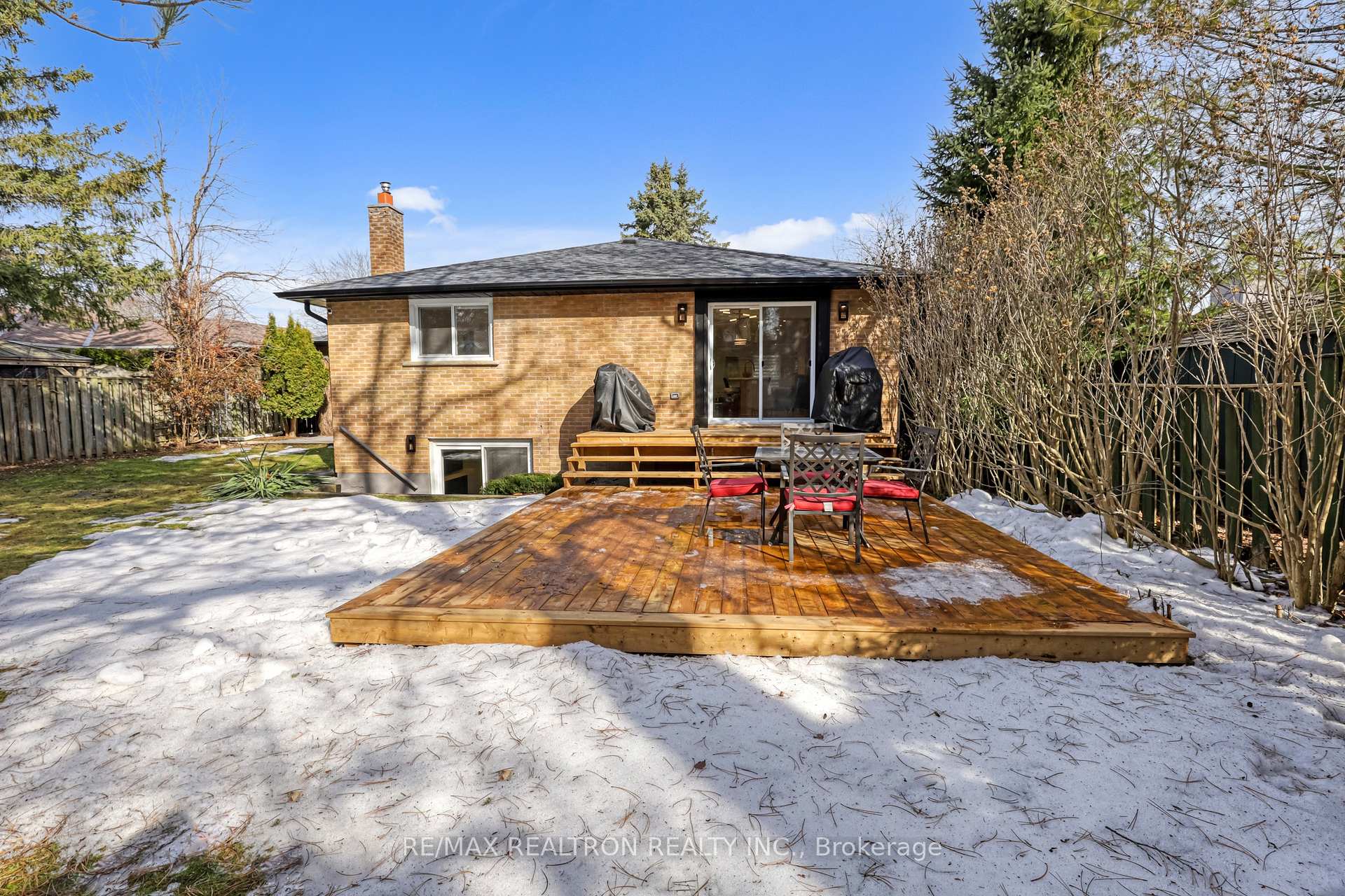 Photo 38 of 59 Fairway Drive, Aurora, Aurora Highlands — HOMEH