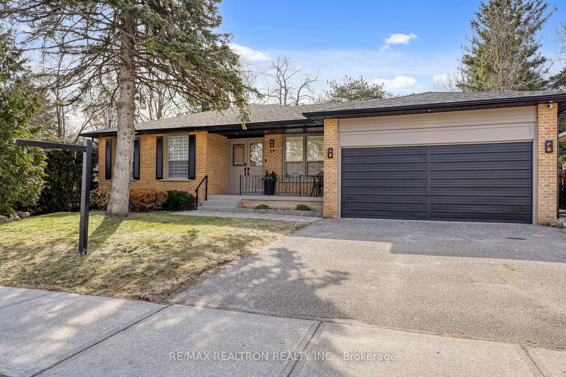 Photo 46 of 59 Fairway Drive, Aurora, Aurora Highlands — HOMEH