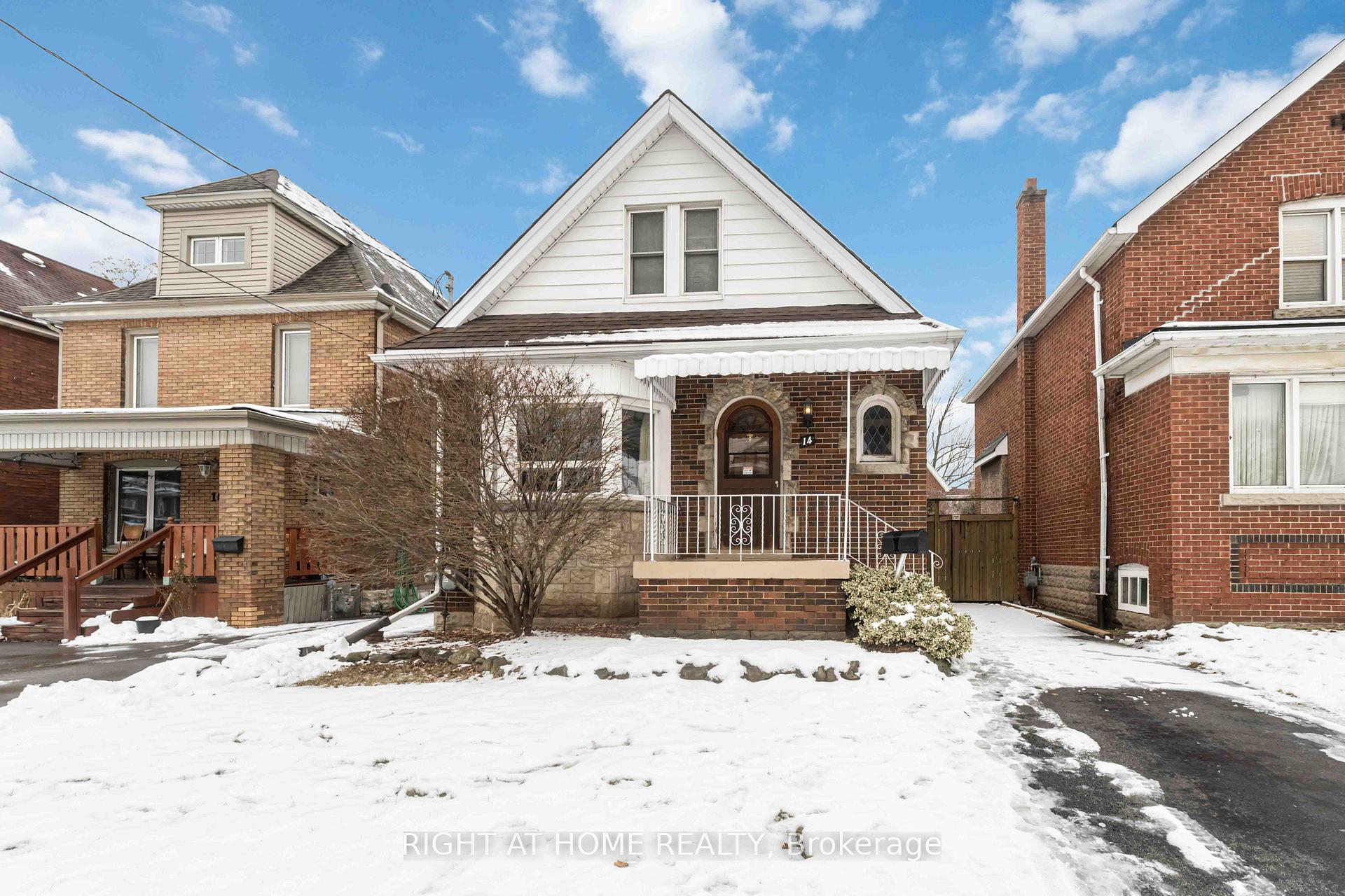 Photo 1 of 14 Huxley Avenue S, Hamilton, Crown Point — HOMEH