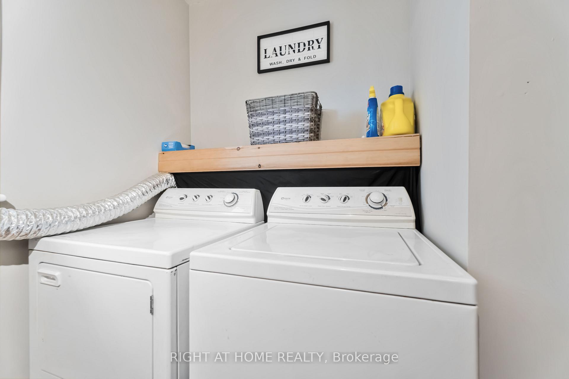 Photo 8 of 14 Huxley Avenue S, Hamilton, Crown Point — HOMEH