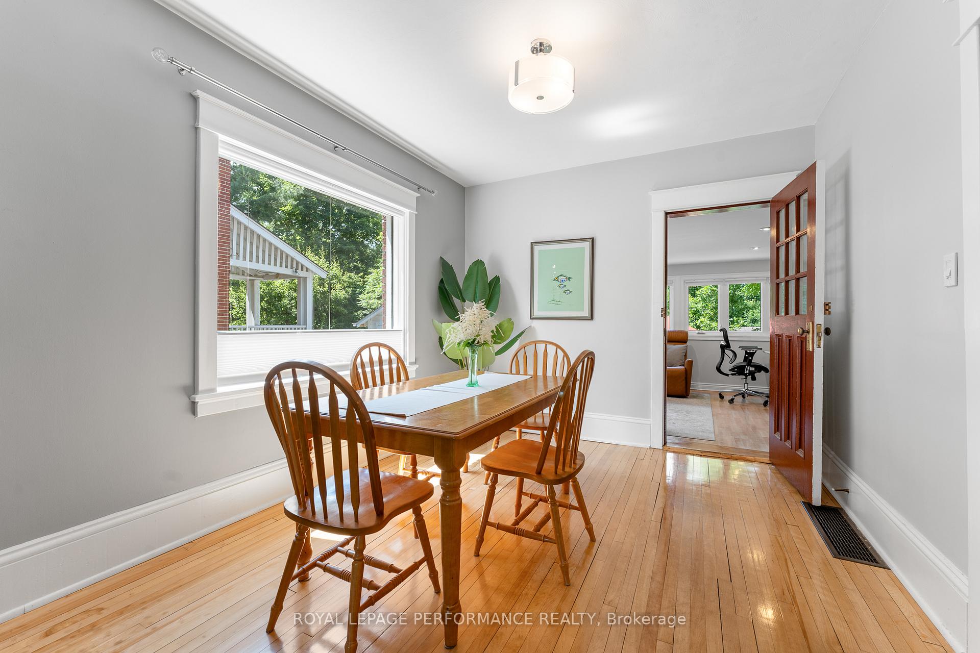 Photo 8 of 456 Melbourne Avenue, Ottawa, McKellar/Highland — HOMEH