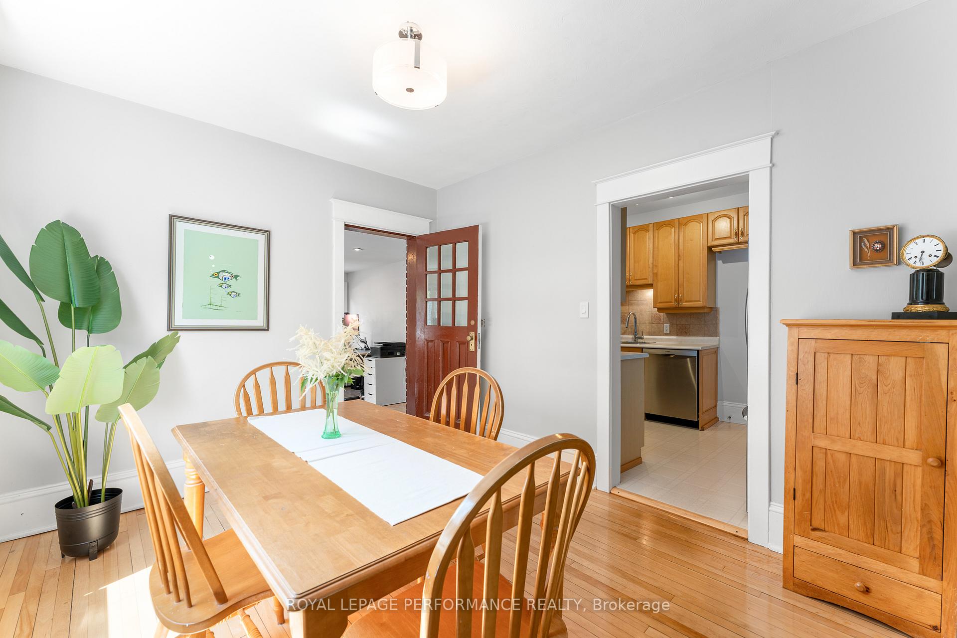 Photo 11 of 456 Melbourne Avenue, Ottawa, McKellar/Highland — HOMEH