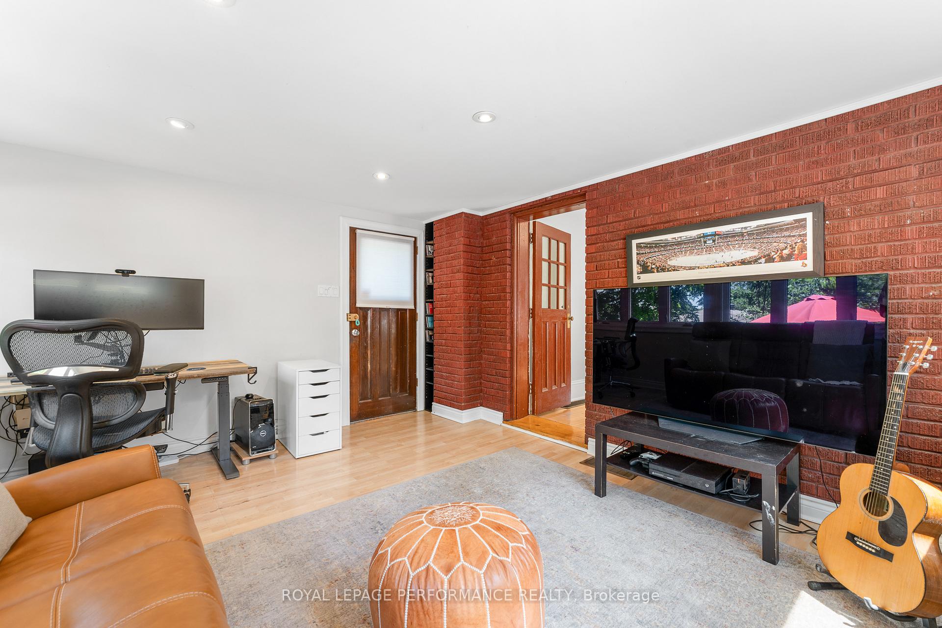 Photo 14 of 456 Melbourne Avenue, Ottawa, McKellar/Highland — HOMEH