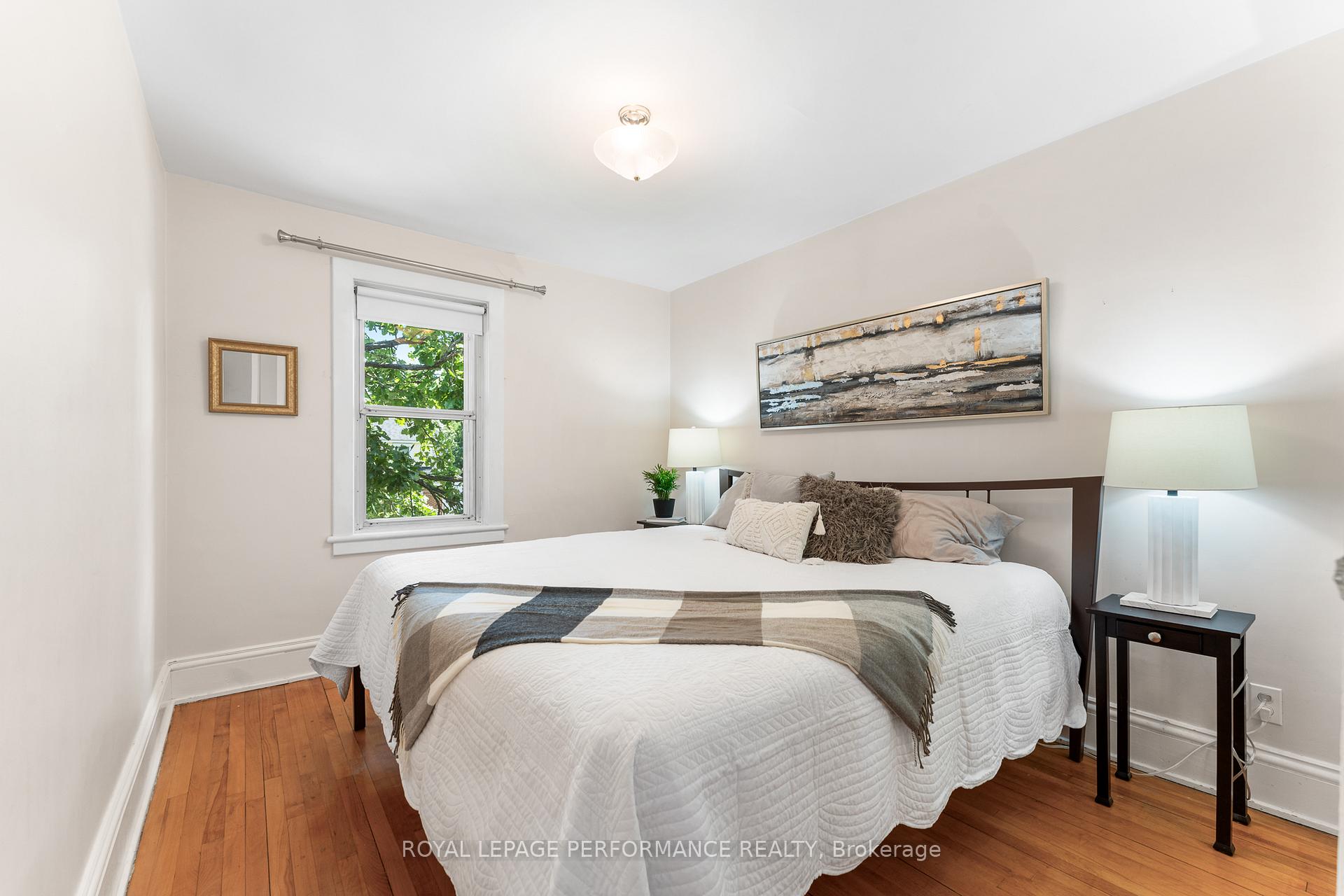 Photo 18 of 456 Melbourne Avenue, Ottawa, McKellar/Highland — HOMEH
