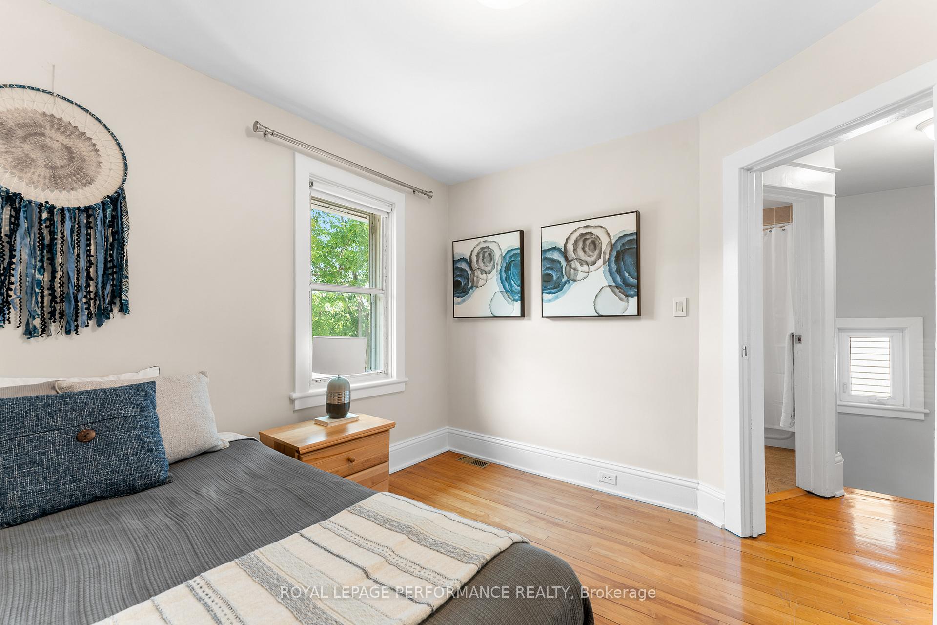 Photo 22 of 456 Melbourne Avenue, Ottawa, McKellar/Highland — HOMEH