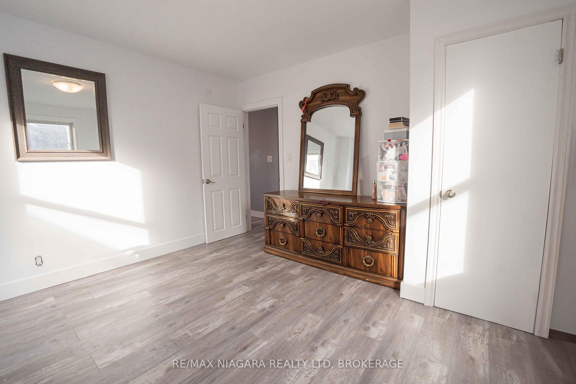 Photo 17 of 478 Niagara Street, St. Catharines, Vine/Linwell — HOMEH