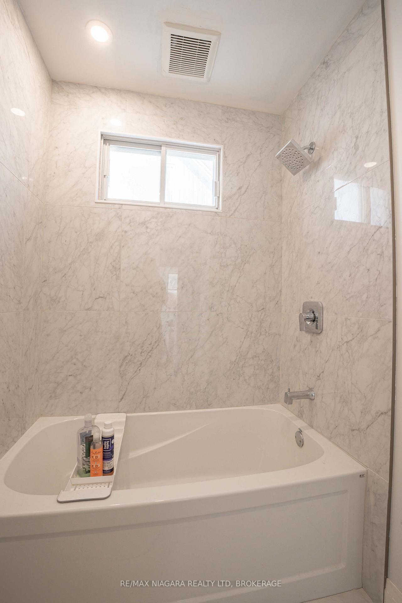 Photo 25 of 478 Niagara Street, St. Catharines, Vine/Linwell — HOMEH