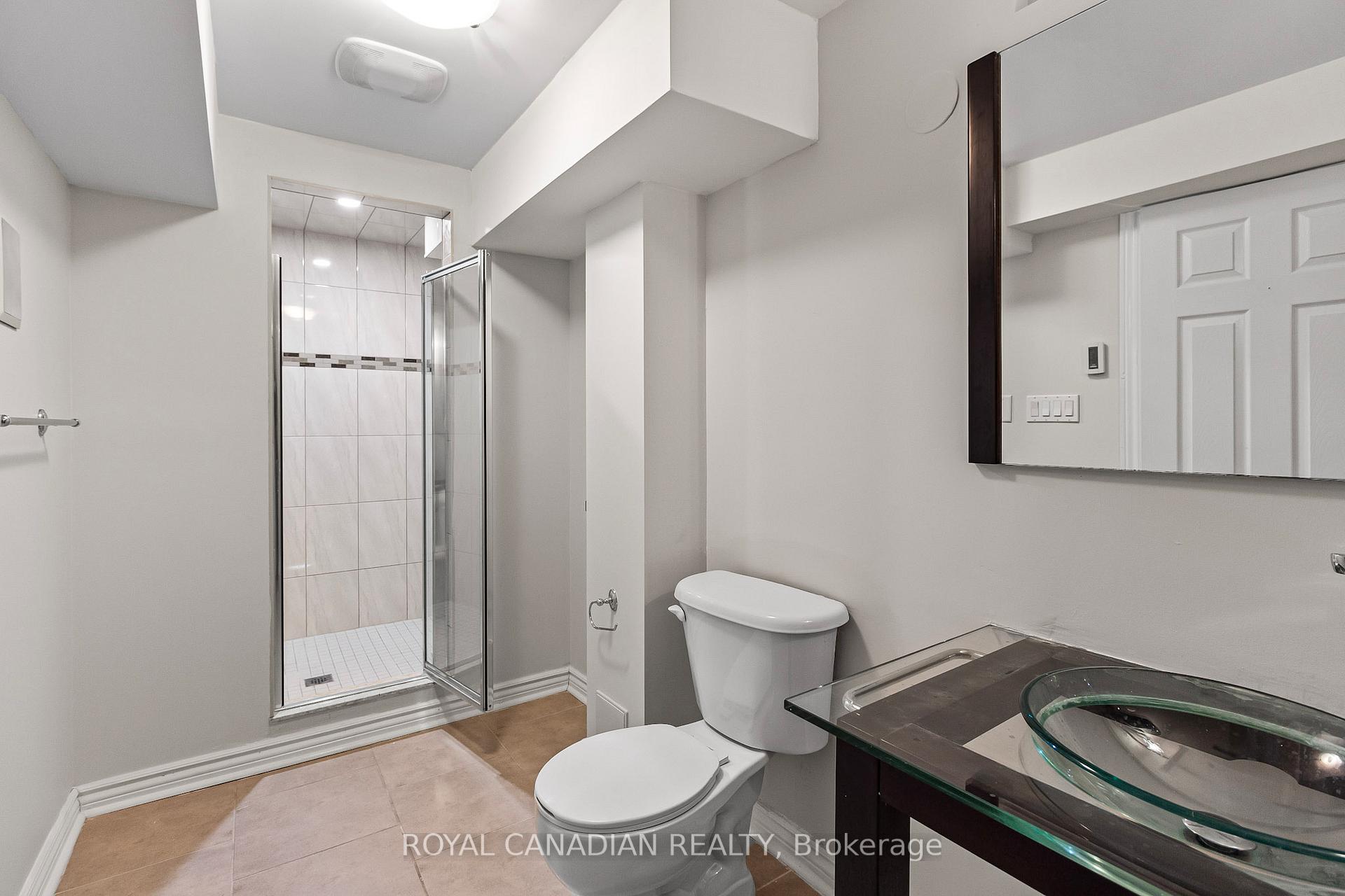 Photo 16 of 260 Fandango Drive W, Brampton, Credit Valley — HOMEH