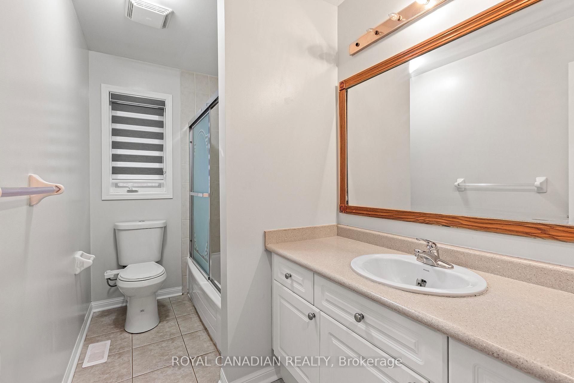 Photo 18 of 260 Fandango Drive W, Brampton, Credit Valley — HOMEH