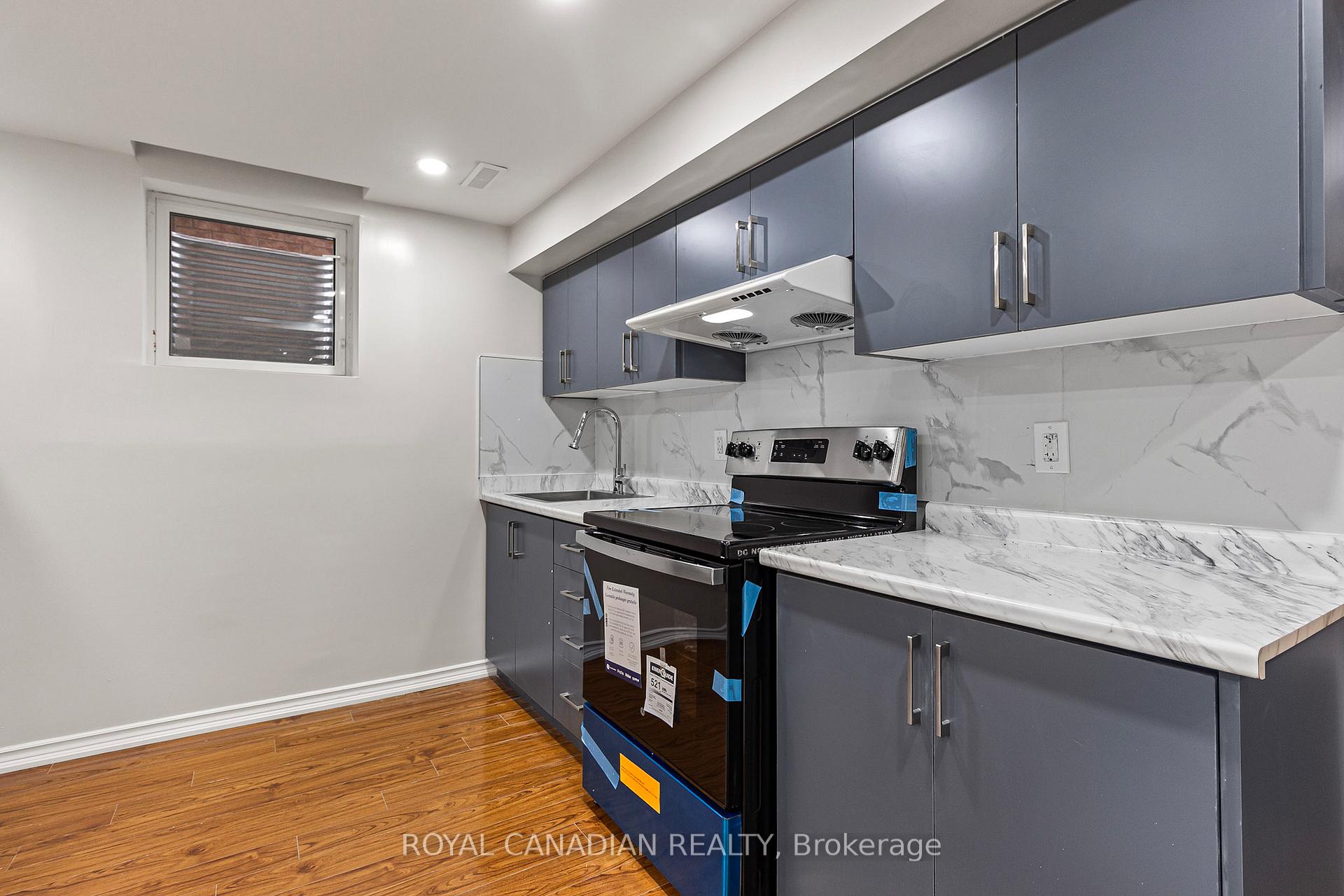 Photo 22 of 260 Fandango Drive W, Brampton, Credit Valley — HOMEH