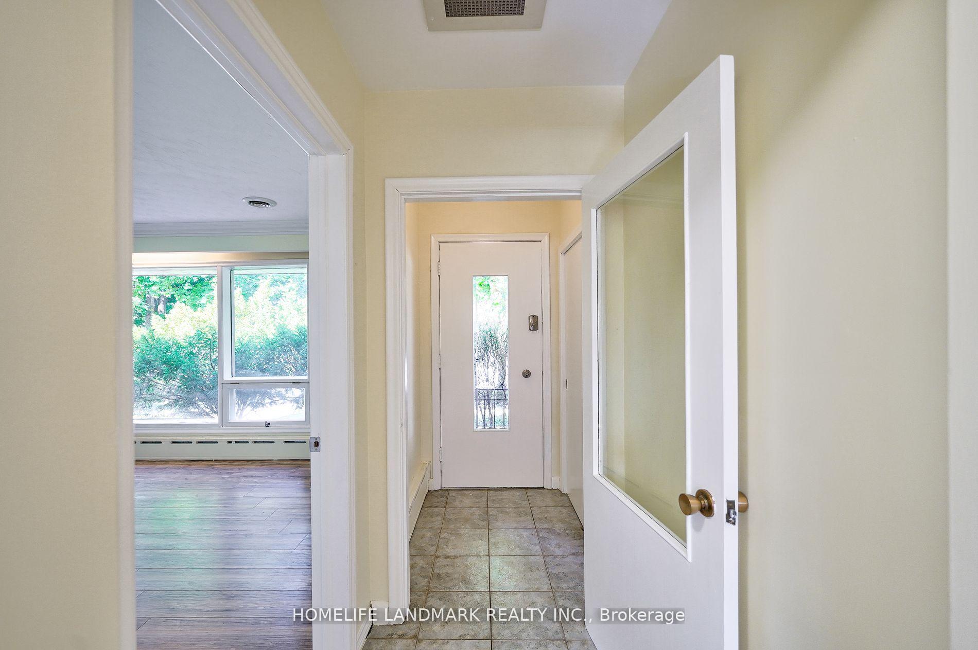Photo 5 of 12 Macbeth Boulevard, St. Catharines, Glendale/Glenridge — HOMEH
