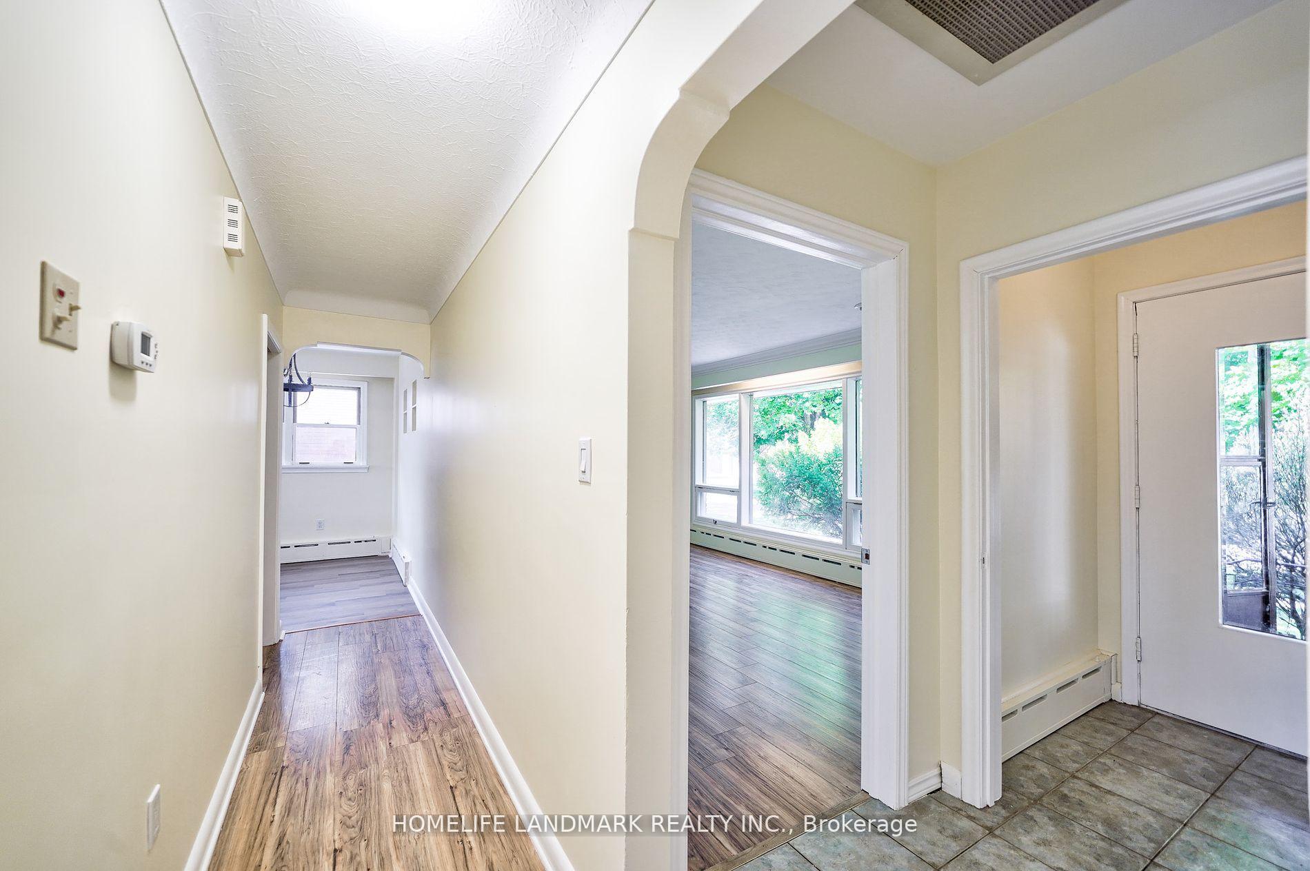 Photo 6 of 12 Macbeth Boulevard, St. Catharines, Glendale/Glenridge — HOMEH
