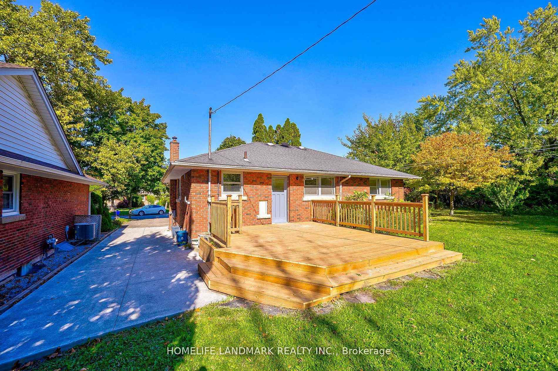 Photo 35 of 12 Macbeth Boulevard, St. Catharines, Glendale/Glenridge — HOMEH